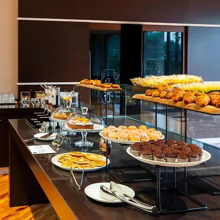 Hotel Rondo 3*