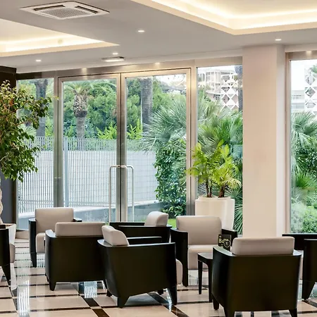 Hotel Rondo 3*